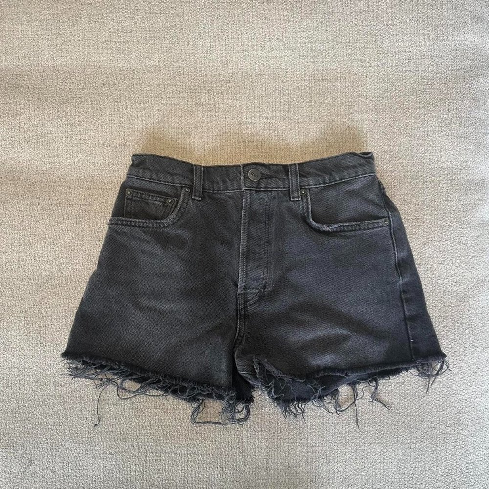 reformation charlie high rise denim shorts size 25